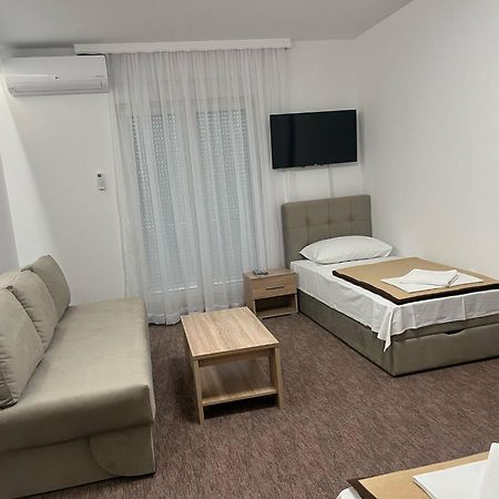 Motel Aura Gnojnice Esterno foto