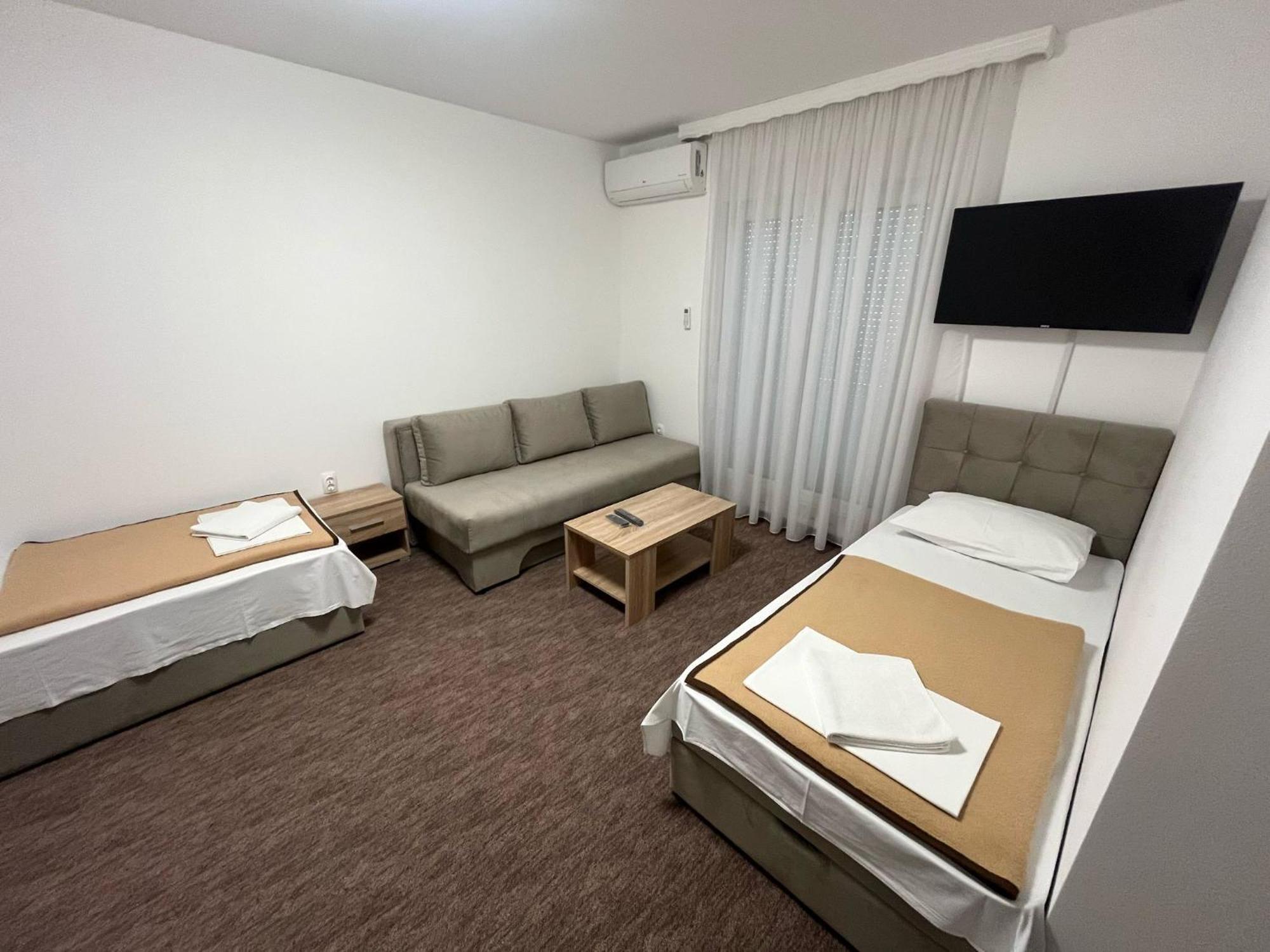Motel Aura Gnojnice Esterno foto